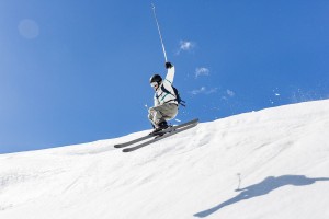 开云体育中国-奥运周期关键战之夜，伊萨克全场最佳无争议