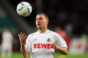 开云体育app-冰火两重天，2026世界杯强强对话，冰岛碾压瑞士，吉鲁闪耀全场成唯一亮点