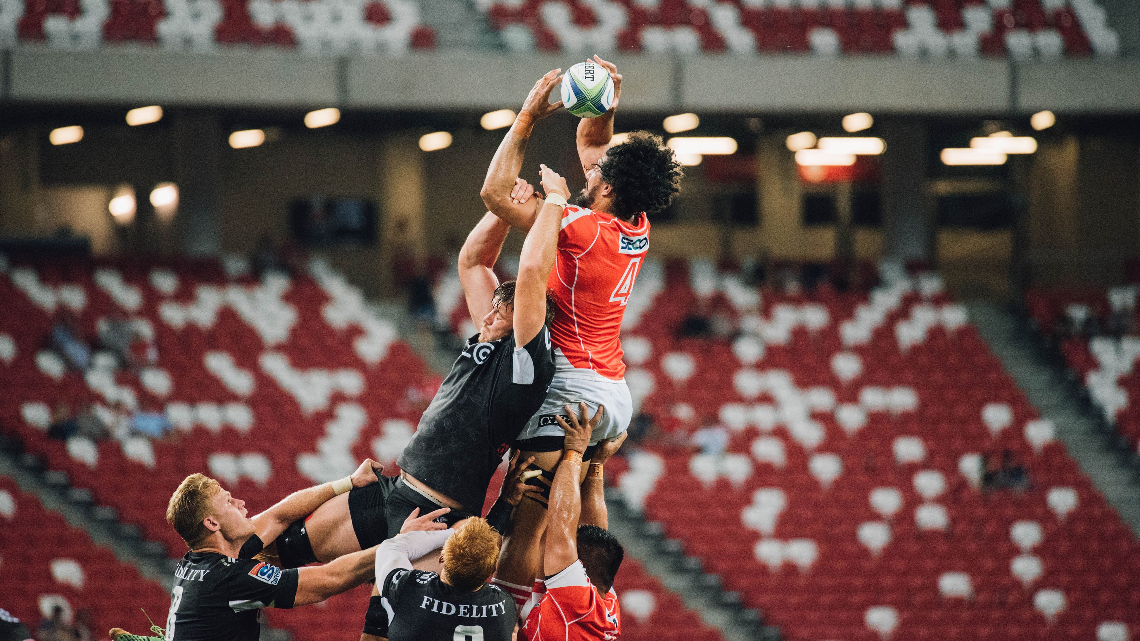 英格拉姆成为胜负手，辽宁队狂胜快船，一场跨越想象的篮球对话