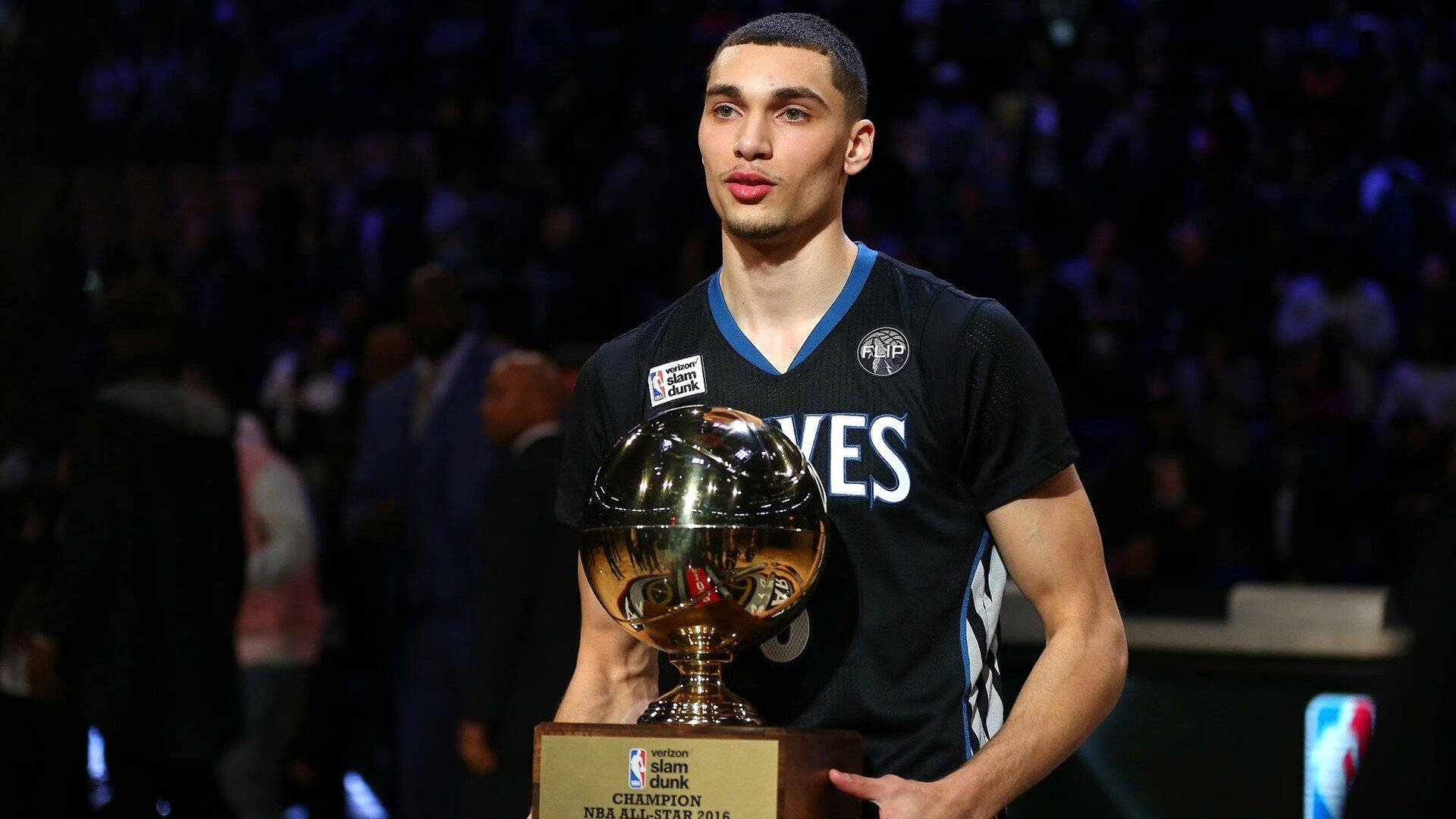 国家德比硝烟未散，奥地利加时绝杀，足球如何定义我们的时代？